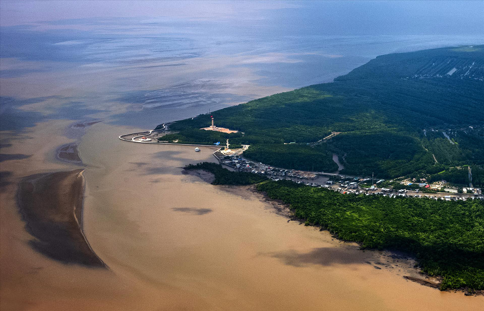 Cabo Ca Mau está situado en el Sur de la provincia de Ca Mau. Se trata también del punto más al Sur del continente de Vietnam. (Foto: VNP/VNA)