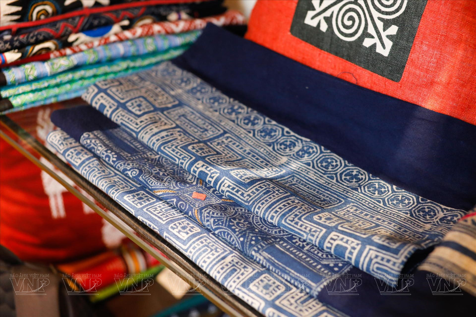 Productos de brocado de la etnia Mong. (Foto: Revista Ilustrada de Vietnam)