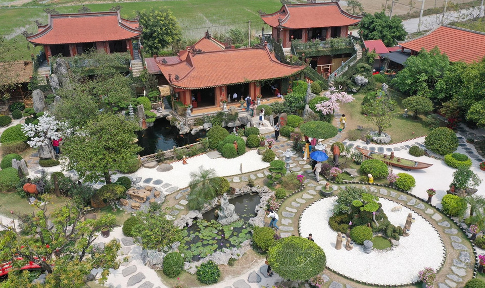 La pagoda Phat Quang se encuentra en el pueblo de Du Nhan, distrito de Thanh Liem, provincia de Ha Nam, a unos 70 km del centro de la ciudad de Hanoi (Foto: Revista Ilustrada de Vietnam)