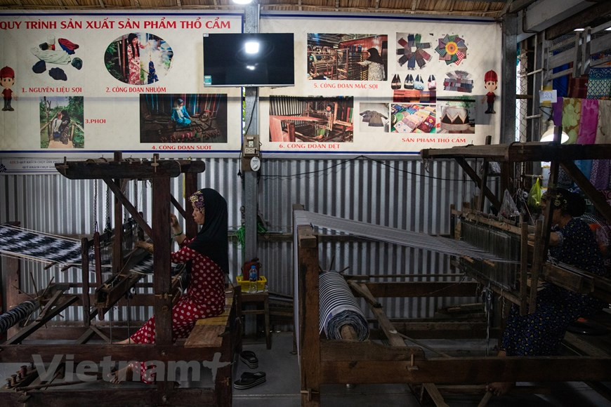 Se trata de un símbolo de orgullo y también una belleza cultural tradicional indispensable en la vida material y espiritual del pueblo étnico Cham. (Foto: Vietnam+)