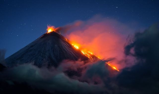 El volcán Klyuchevskaya Sopka en Rusia (Fuente: National Geographic)