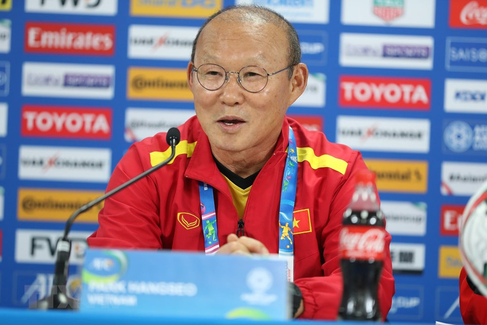 El entrenador surcoreano Park Hang-seo en una rueda de prensa efectuada este lunes antes del partido Vietnam - Irak (Fuente: VNA)