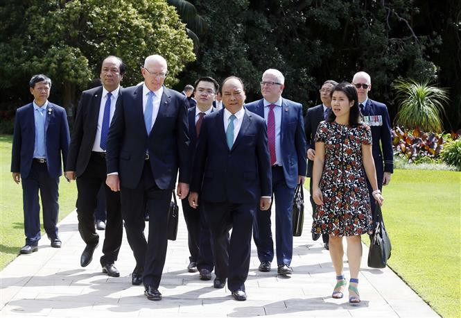 El primer ministro de Vietnam, Nguyen Xuan Phuc, y el gobernador de Nueva Gales del Sur, David Hurley (Fuente:VNA)