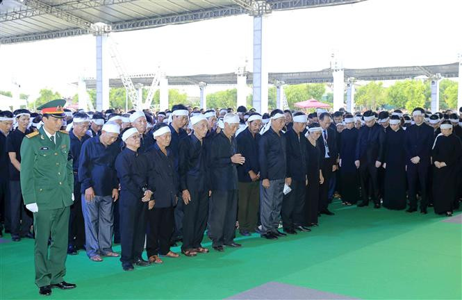 Momentos antes del entierro del presidente Tran Dai Quang en su tierra natal, provincia de Ninh Binh (Fuente: VNA)