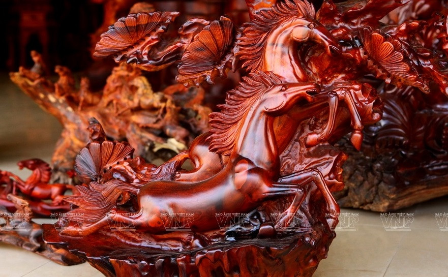 Producto de la aldea de esculturas tradicionales de Thiet Ung en la comuna de Van Ha, del distrito de Dong Anh, Hanoi (Foto: VNA)