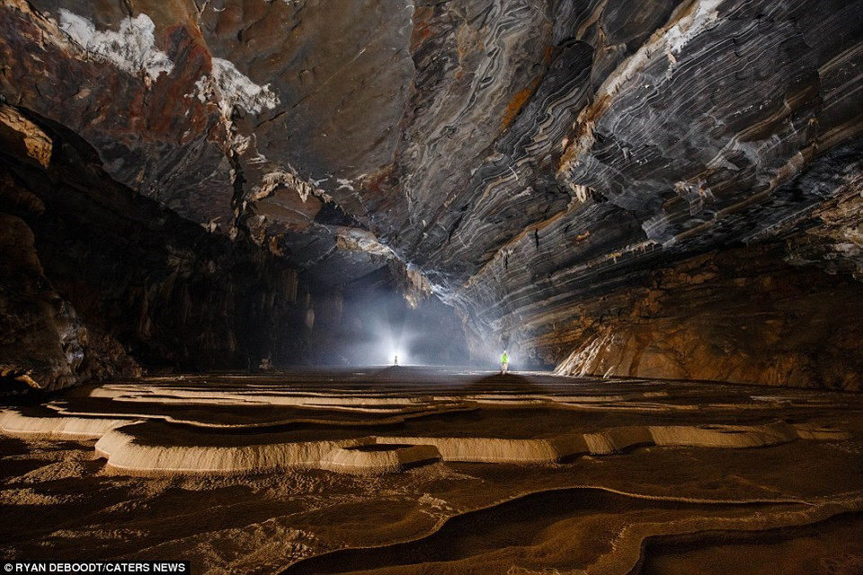 La caverna fue hallada por residentes locales hace un mes en la provincia centrovietnamita de Quang Binh. (Foto de Ryan Deboodt/DM)
