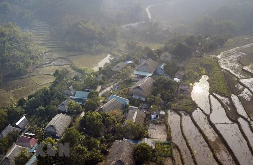 La vida pacífica en la aldea de Giang Mo. (Foto de VNA)