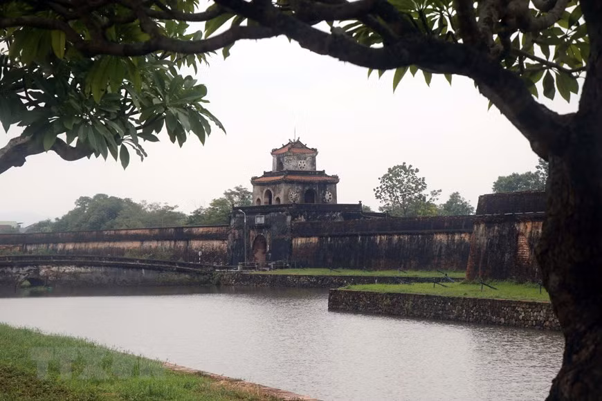 La Puerta Quang Duc constituye una de las cuatro puertas frontales de la Ciudadela de Hue (Foto: VNA)
