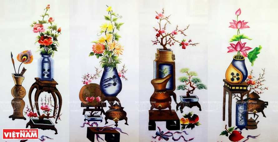 Pintura de bordado de artísta de la aldea de Quat Dong. (Foto: VNA)