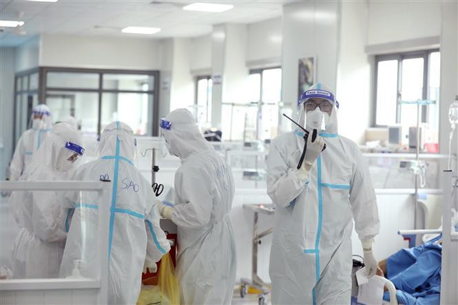 La coordinación y esfuerzos del contingente de médicos han contribuido a salvar la vida de los pacientes del COVID-19 (Fuente: VNA)