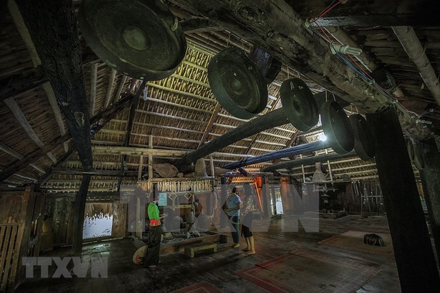 Lang, la casa típica de los más poderosos de la etnia (Foto: VNA)