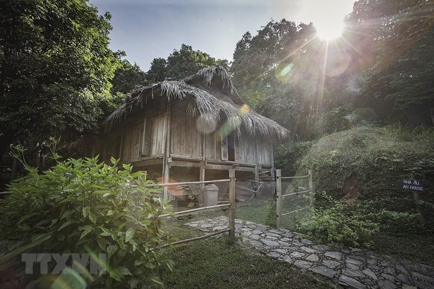 Au, la casa de altos funcionarios de la comunidad (Foto: VNA)