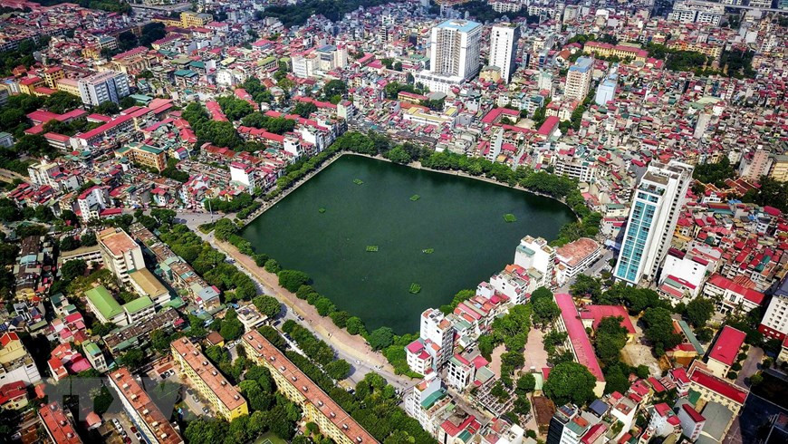 El lago Xa Dan (o lago Nam Dong) está situado en el barrio de Nam Dong, distrito de Dong Da, y rodeado por las calles de Ho Dac Di, Tran Huu Tuoc y Dang Van Ngu. (Foto: VNA)