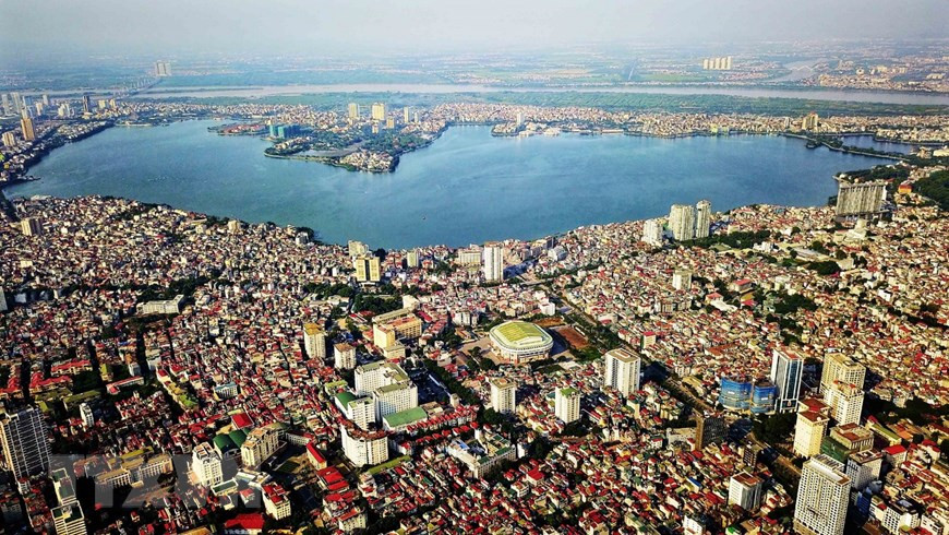 El Lago del Oeste (distrito de Tay Ho) es el lago natural más grande del centro de la ciudad, con un área de unas 500 hectáreas. (Foto: VNA)