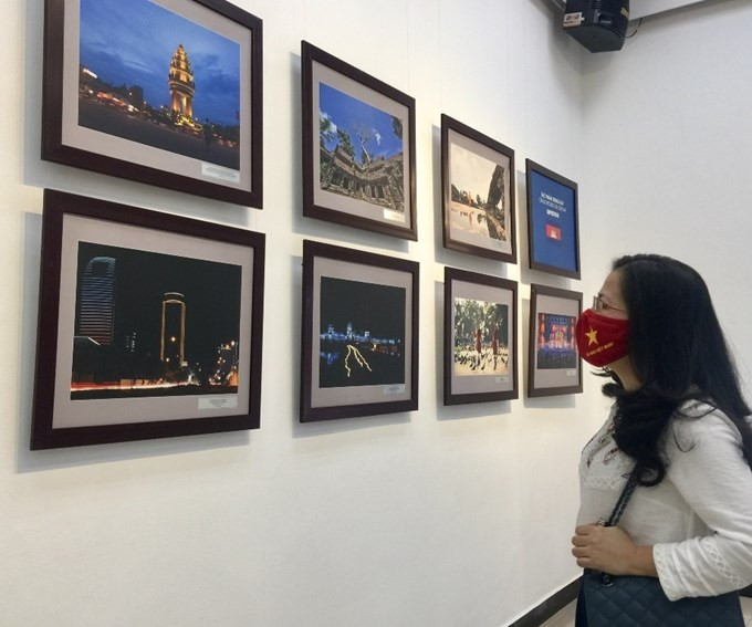 Las culturas de los países de la ASEAN se presentan en una exposición en Hanoi