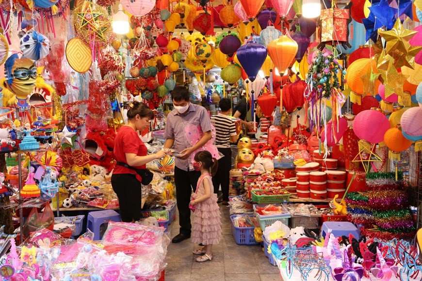 Una tienda de juguetes del Festival de Medio Otoño en la calle de Hang Ma (Fuente:VNA)