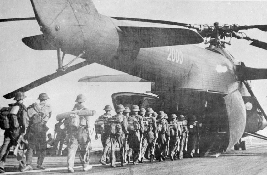 Soldados vietnamitas se preparaban para participar en la Campaña de Liberación de Saigon (ahora Ho Chi Minh), iniciada en abril de 1975 (Foto: VNA)