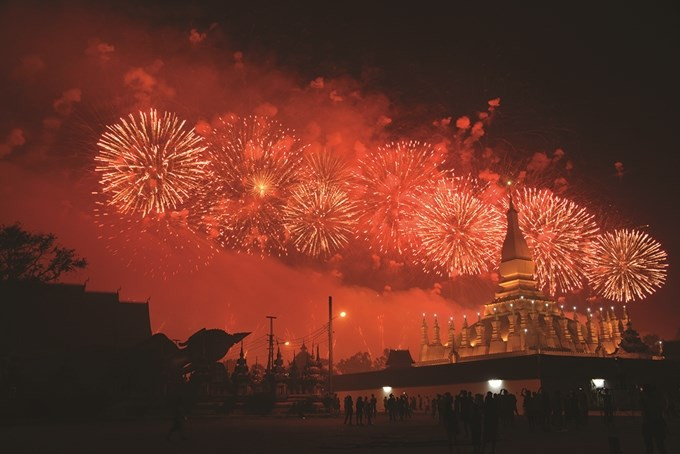 Recorrido por Pha That Luang, Vientiane 