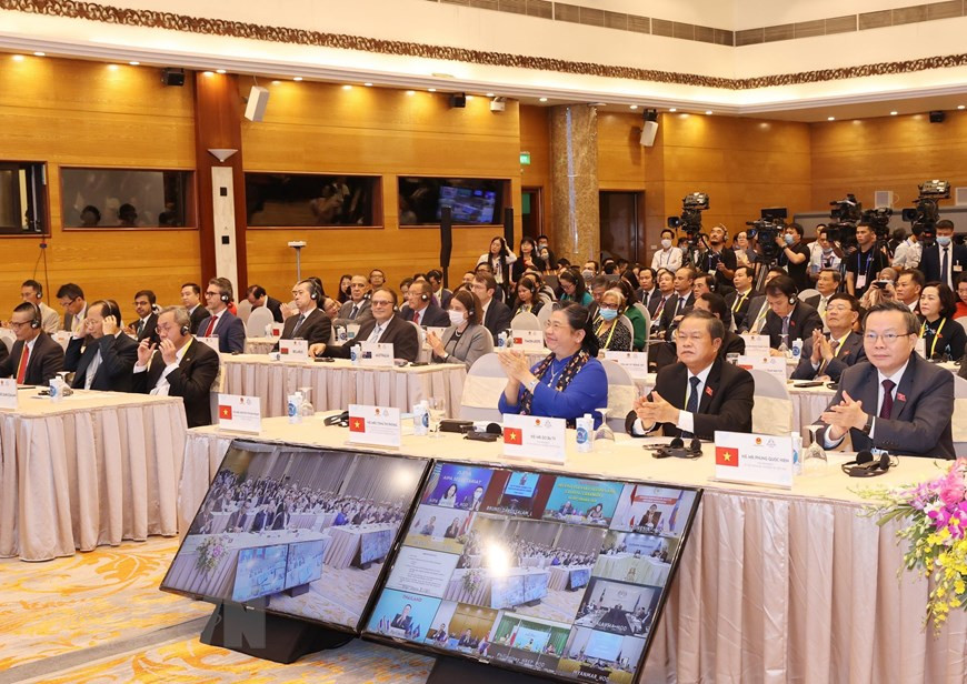 Delegados en el acto de clausura (Fuente:VNA)