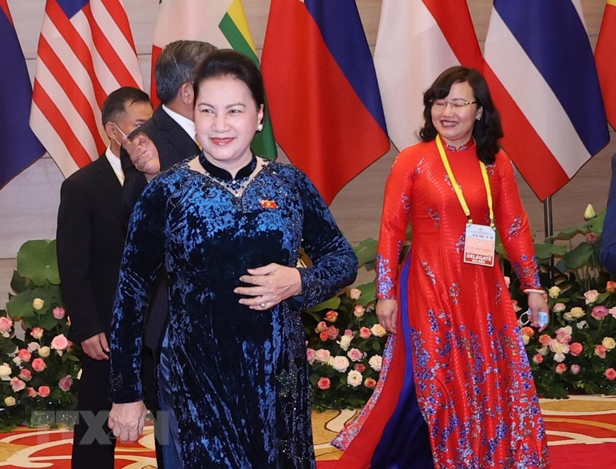 La presidenta de la Asamblea Nacional de Vietnam y de AIPA-41, Nguyen Thi Kim Ngan, participa en el acto inaugural, Fuente: VNA
