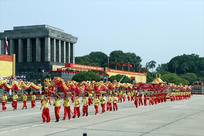 Danza de dragón, símbolo de la cultura nacional (Fuente: VNA)