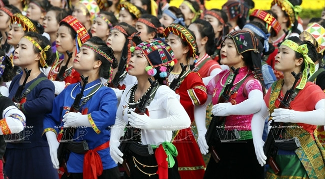 La femenina Milicia Popular de las 54 nacionalidades (Fuente: VNA)