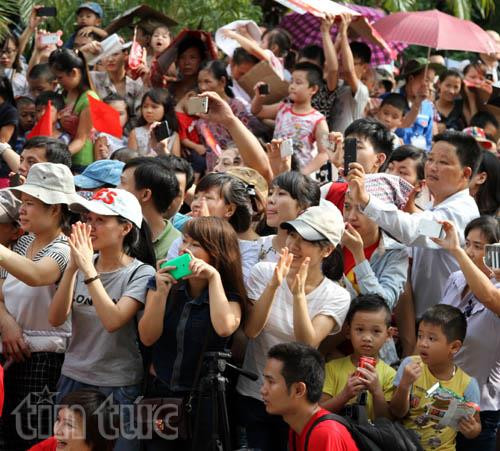 Residentes capitalinos celebran la gran fiesta de la nación (Fuente: VNA)