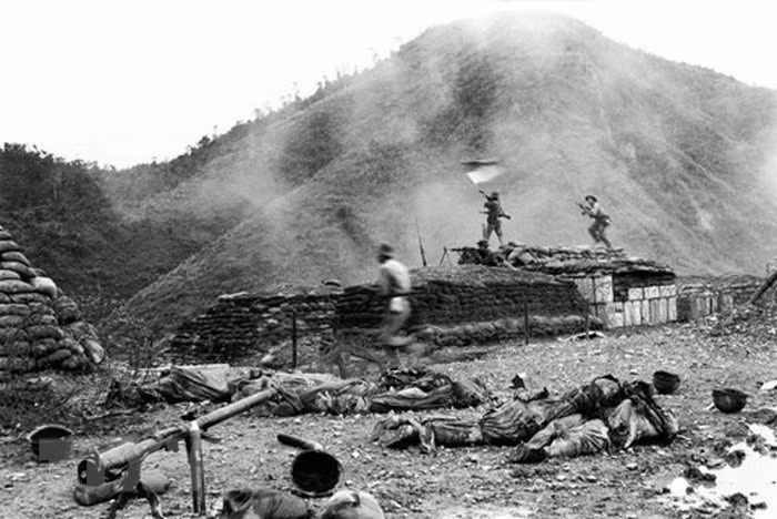 El ejército libertador tomó Dau Mau, una de las bases de defensa más importantes de las tropas del gobierno títere de Saigón. La victoria fue crucial para la Campaña de primavera-verano de 1972. (Foto: VNA)