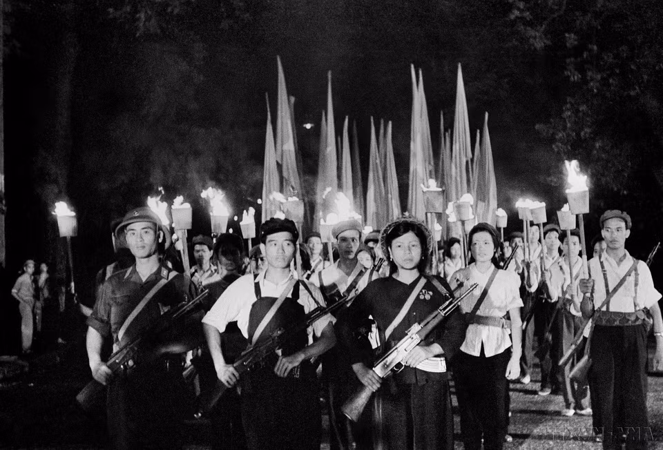 En mayo de 1964, el movimiento "Tres Disposiciones" se lanzó entre los jóvenes de la capital, luego se extendió por todo el Norte, haciendo una importante contribución a la victoria de la lucha de resistencia contra los Estados Unidos para la salvación nacional. (Foto: VNA)
