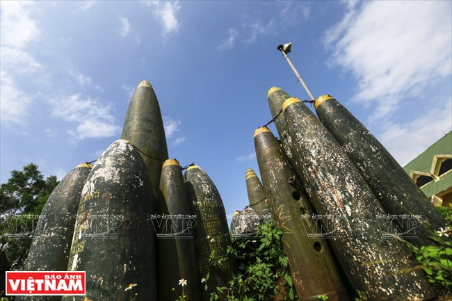 Exhibición de bombas lanzadas en Quang Tri por Estados Unidos de 1965 a 1972