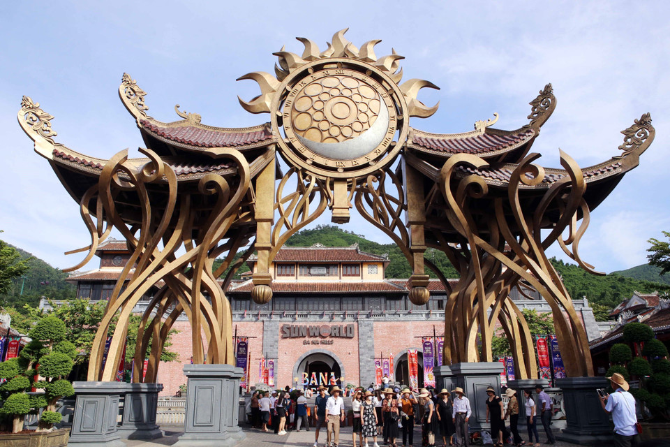 La zona turística Sun World Ba Na Hills constituye un destino que atrae a un gran número de turistas cuando viajan a la región central. (Foto: VNA)