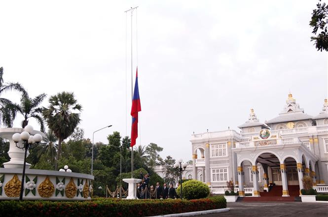 En Laos luto nacional por el fallecimiento del presidente de Vietnam, Tran Dai Quang (Fuente: VNA)