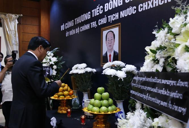 En Laos luto nacional por el fallecimiento del presidente de Vietnam, Tran Dai Quang (Fuente: VNA)