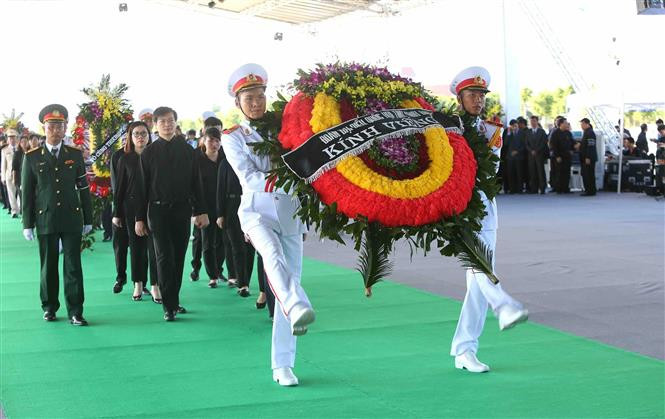 Las honras fúnebres al presidente Tran Dai Quang en la provincia de Ninh Binh, su tierra natal (Fuente: VNA)