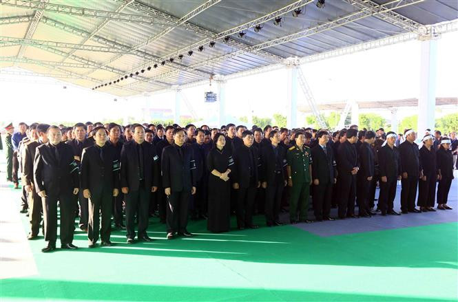 Las honras fúnebres al presidente Tran Dai Quang en la provincia de Ninh Binh, su tierra natal (Fuente: VNA)
