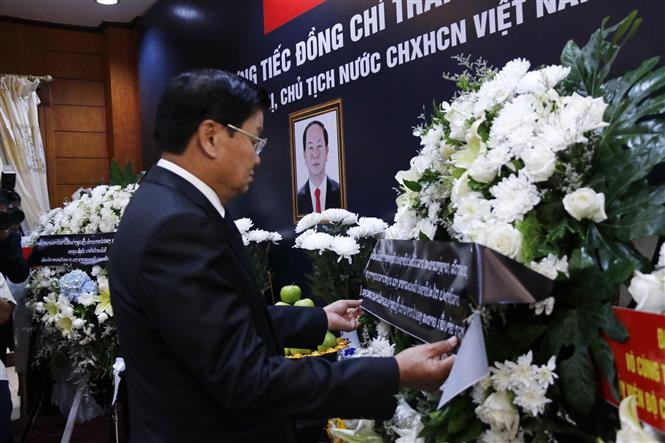 En Laos luto nacional por el fallecimiento del presidente de Vietnam, Tran Dai Quang (Fuente: VNA)