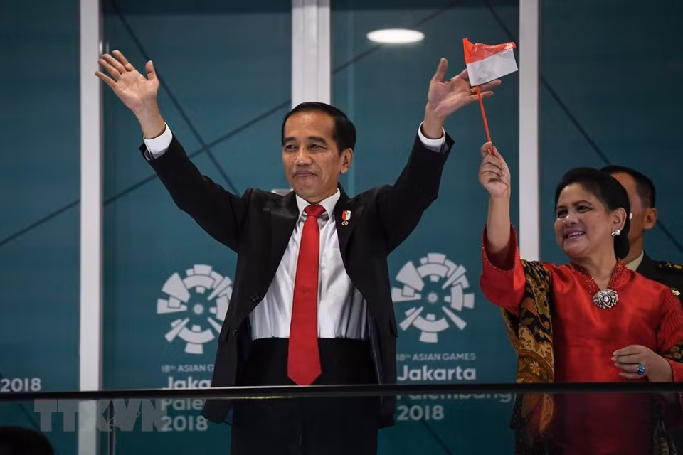 El presidente Joko Widodo habla en la ceremonia 