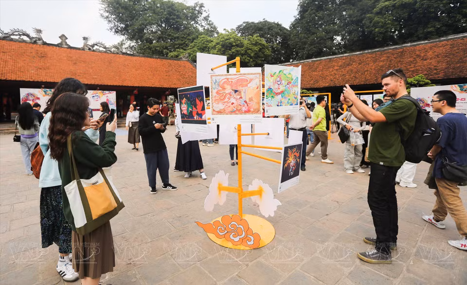 La exposición mostró 80 excelentes obras de ilustración de más de 75 autores de todo el país. (Foto: Revista Ilustrada de Vietnam)