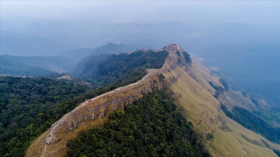 La montaña Phja Po, a mil 541 metros sobre el nivel del mar, es la cima de la provincia de Lang Son (Foto: Revista Vietnam)