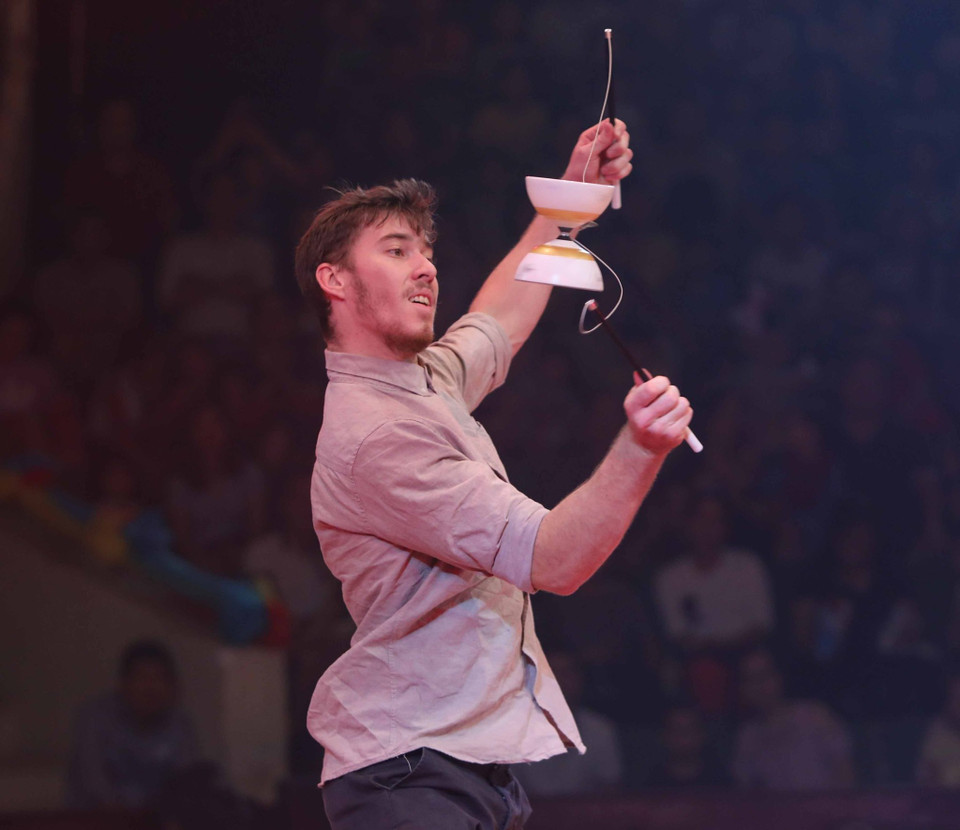 Las presentaciones atrajeron el gran interés de los espectadores. (Fuente: VNA)