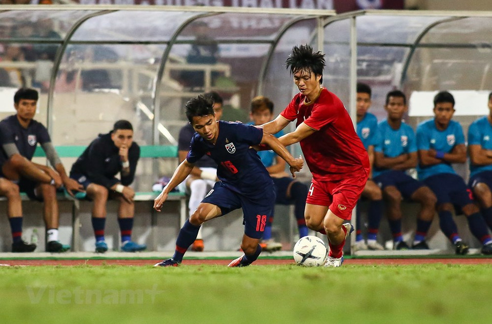 Imagen del partido entre la selección vietnamita y su rival tailandés en el estadio de My Dinh. (Fuente: Vietnam+)