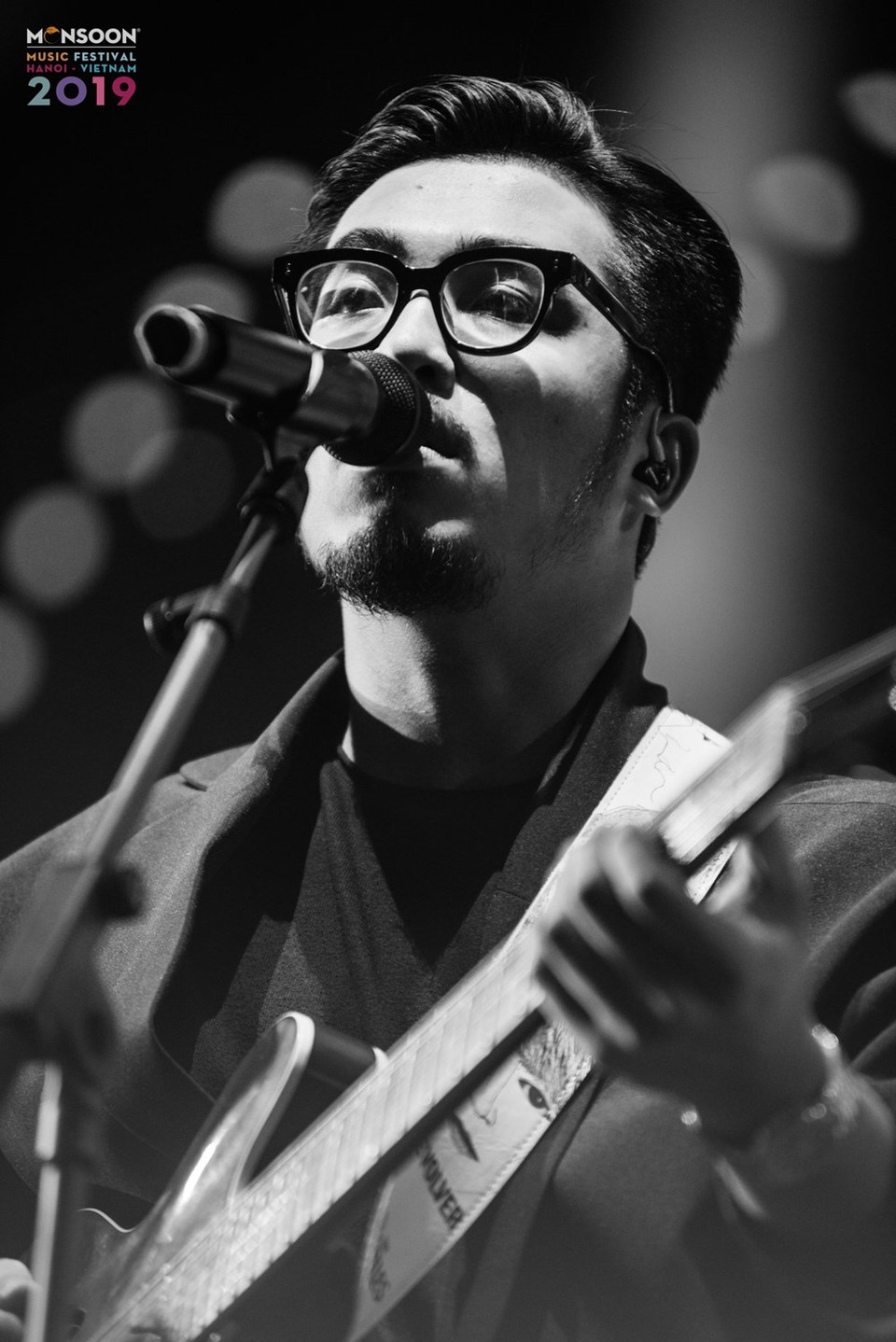 El cantante vietnamita Thai Vu, con su música pop acoustic, seduce a los espectadores (Foto: Vietnam+)