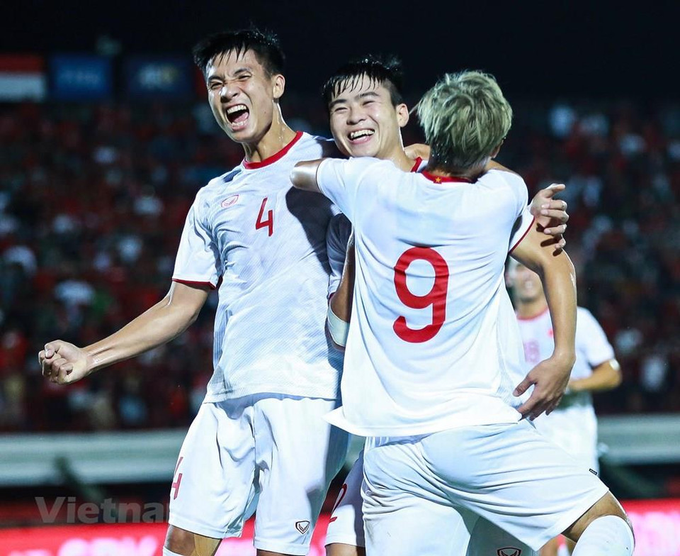 Partido entre Vietnam e Indonesia en el estadio Kapten I Wayan Dipta en Bali. (Fuente: VNA)