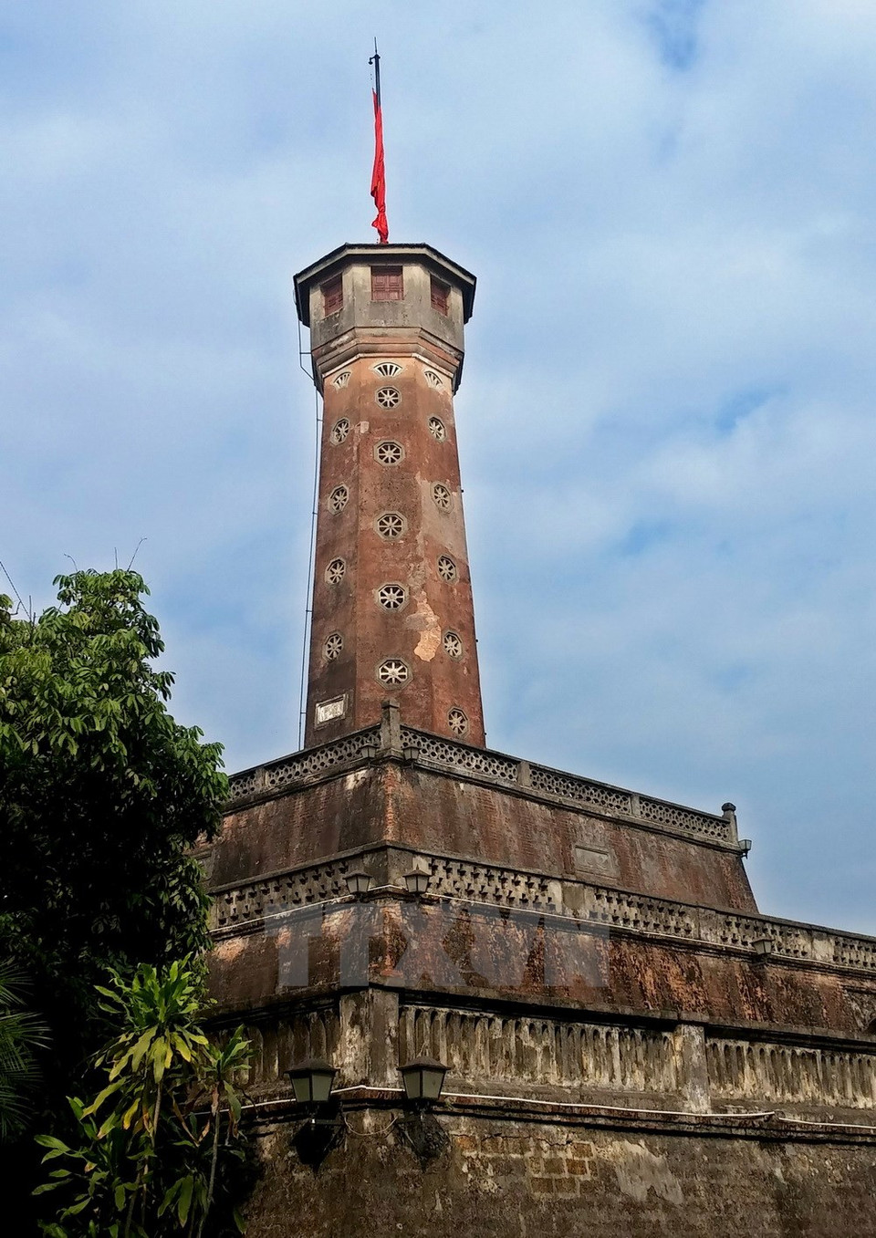 El Asta de la bandera nacional de Hanoi (Fuente: VNA)