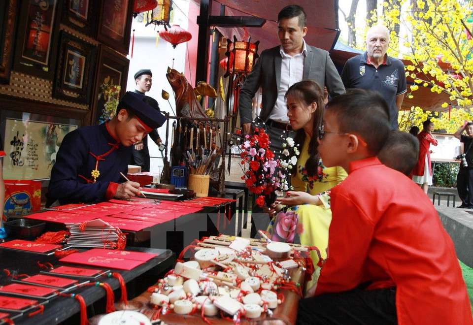 Los niños suelen solicitar palabras sobre el estudio y la gratitud filial (Fuente: VNA)