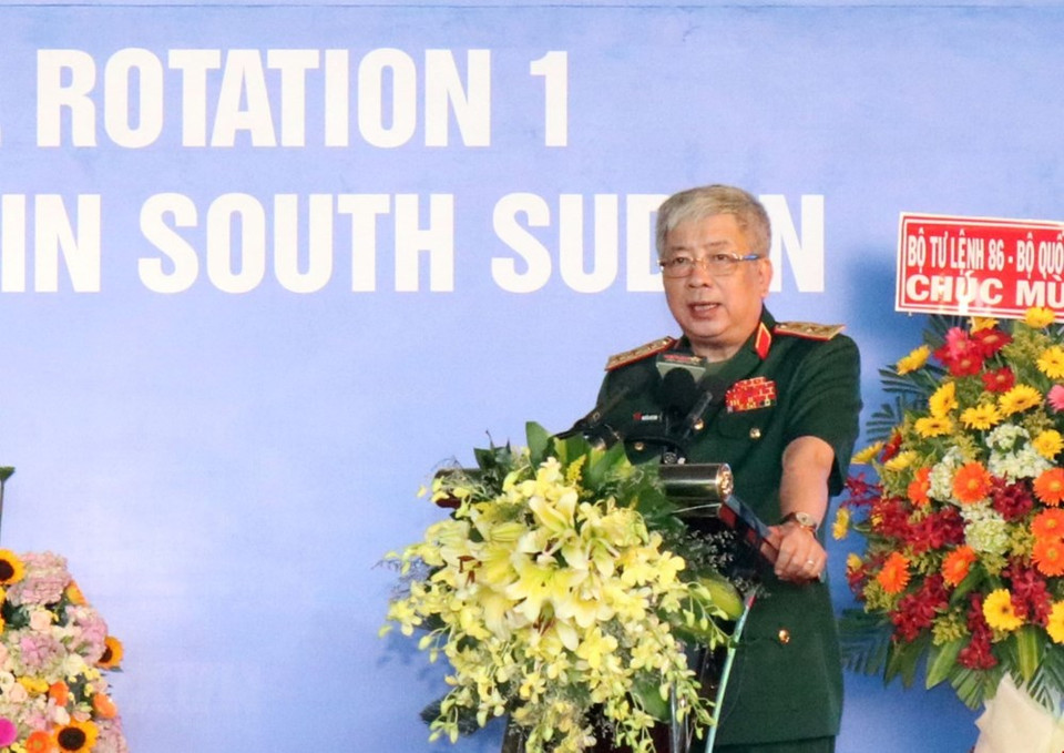 El viceministro de Defensa, coronel general Nguyen Chi Vinh, habla en el acto (Fuente: VNA)