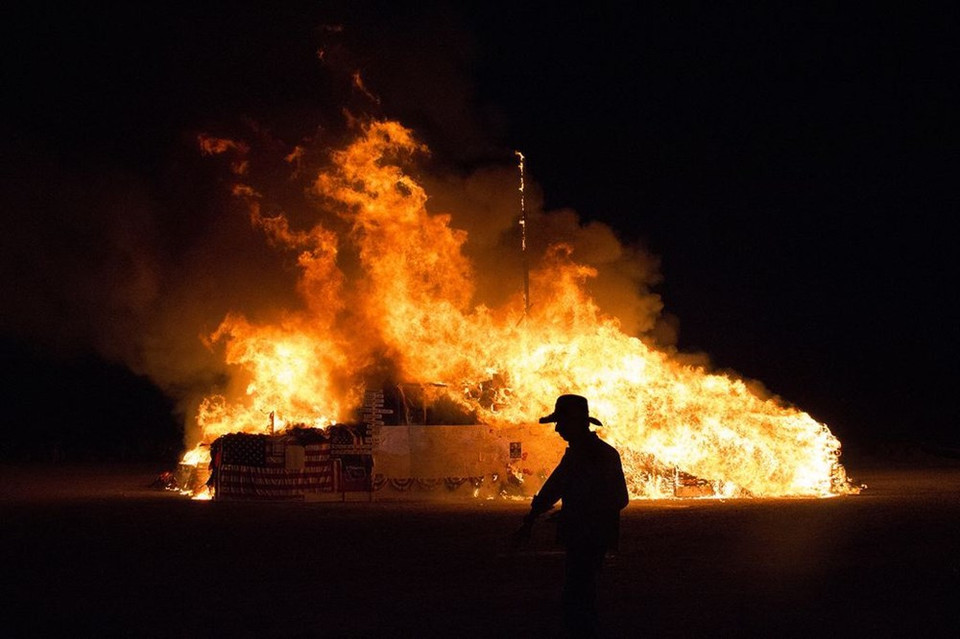 Hoguera en homenaje de combatientes fallecidos en Syracuse, Nueva York (Fuente: National Georaphic)