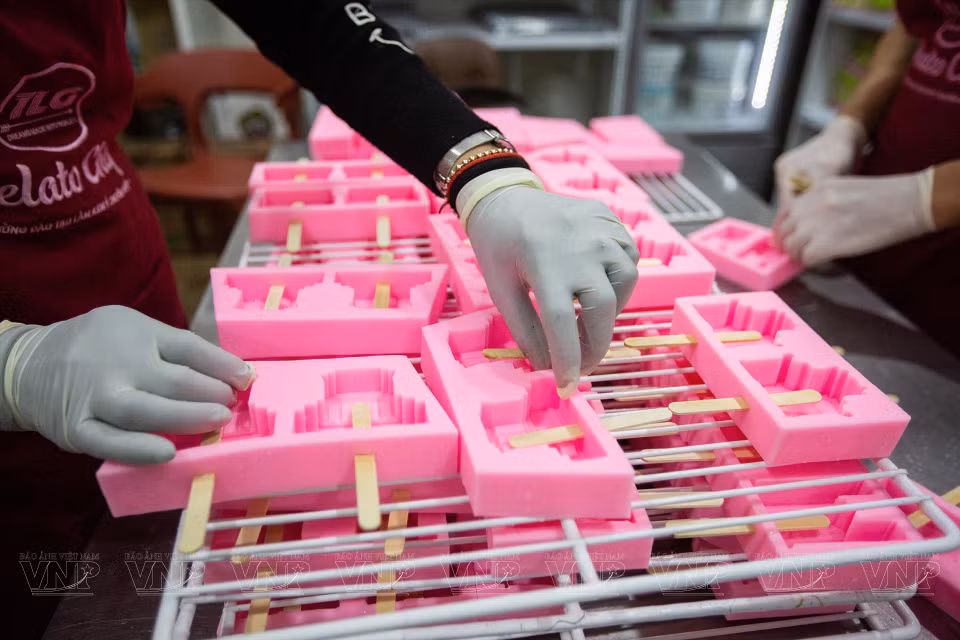 Los moldes de helado han sido diseñados por un capitalino. (Fuente:VNA)