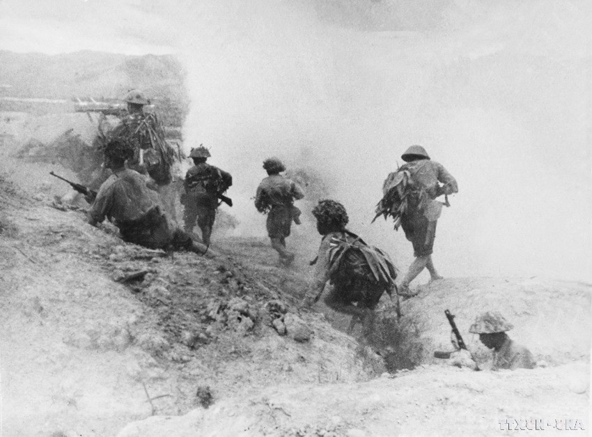 El 14 de abril de 1954 el ejército vietnamita atacó la posición al norte del aeropuerto de Muong Thanh, destruyendo una compañía enemiga. (Fuente: VNA)