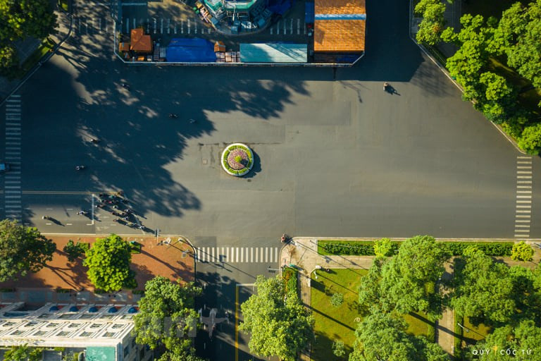 Desde las 0:00 (hora local) del 9 de julio, Ciudad Ho Chi Minh aplica la Directiva 16 para la prevención y control del COVID-19. Foto: La Catedral de Notre Dame vista desde lo alto (Foto: Vietnam+)